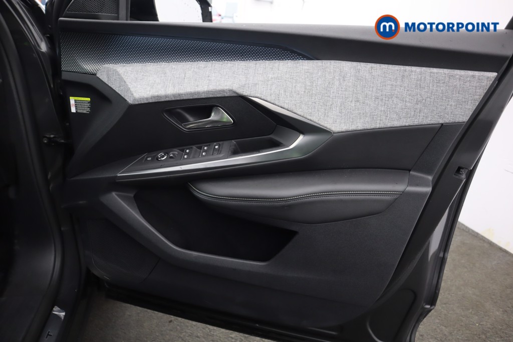 Peugeot 3008 GT Automatic Petrol SUV - Stock Number (1569859) - 21st supplementary image