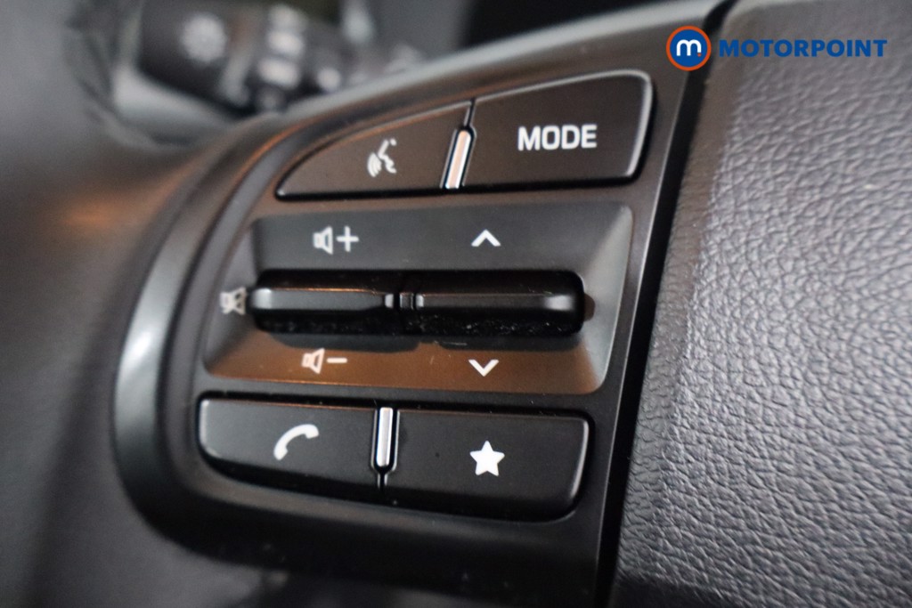 Hyundai I10 Advance Automatic Petrol Hatchback - Stock Number (1573860) - 7th supplementary image