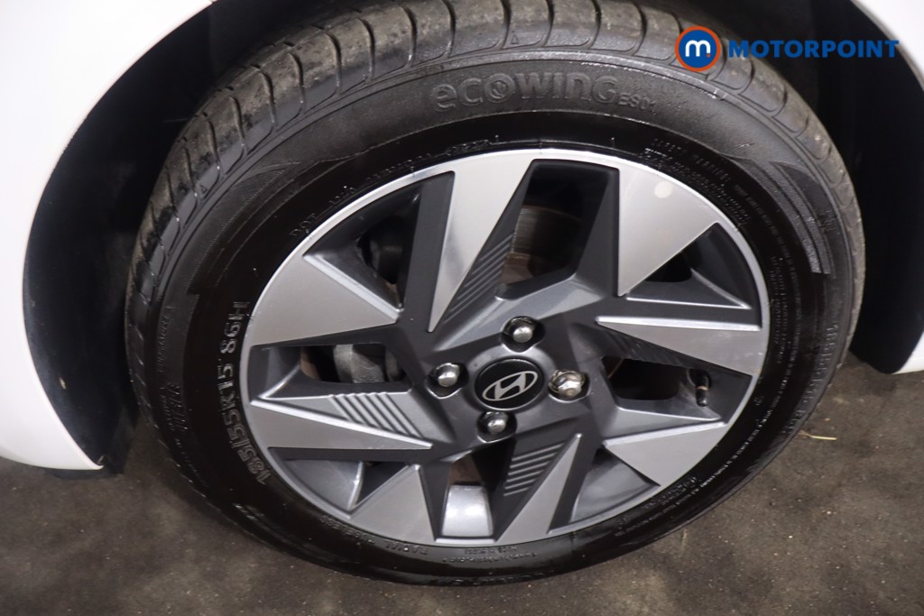 Hyundai I10 Advance Automatic Petrol Hatchback - Stock Number (1573860) - 11th supplementary image