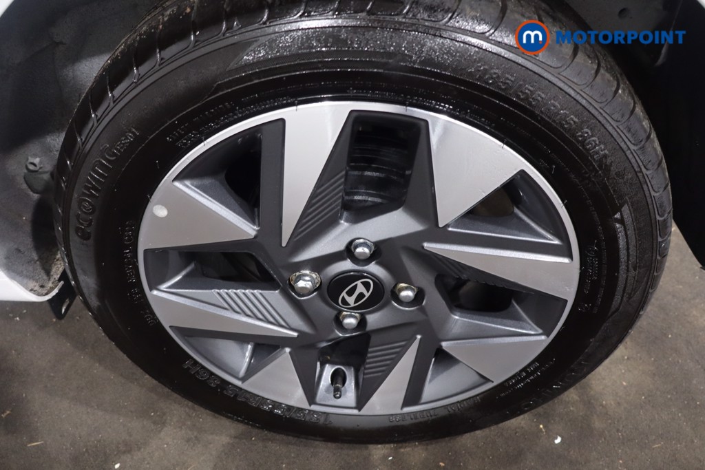 Hyundai I10 Advance Automatic Petrol Hatchback - Stock Number (1573860) - 12th supplementary image