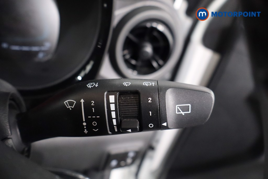 Hyundai I10 Advance Automatic Petrol Hatchback - Stock Number (1573860) - 15th supplementary image