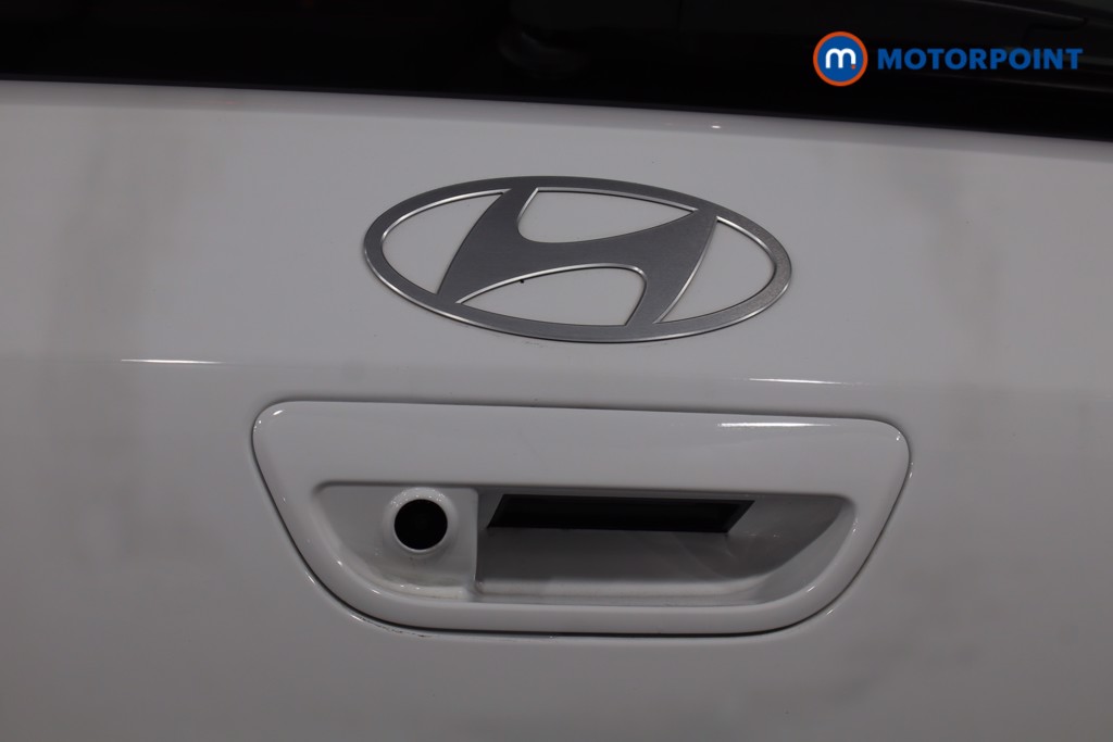 Hyundai I10 Advance Automatic Petrol Hatchback - Stock Number (1573860) - 37th supplementary image