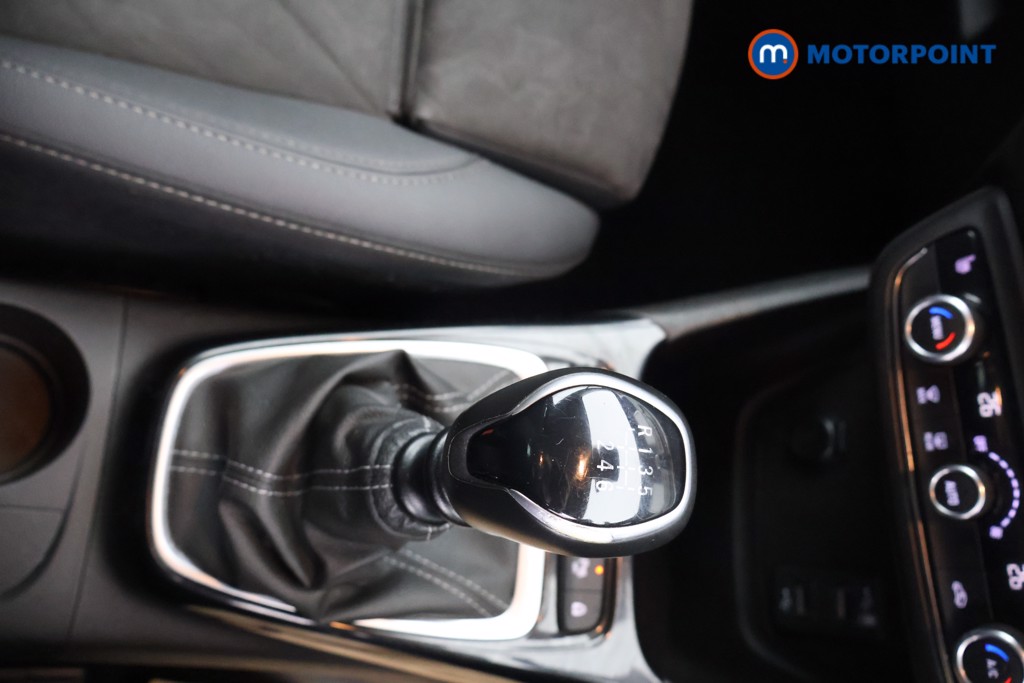 Vauxhall Crossland Ultimate Manual Diesel SUV - Stock Number (1574706) - 11th supplementary image