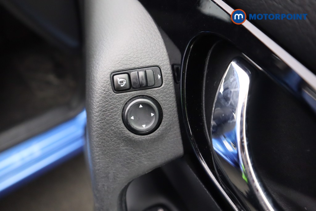 Nissan Qashqai Acenta Premium Manual Petrol SUV - Stock Number (1581532) - 23rd supplementary image