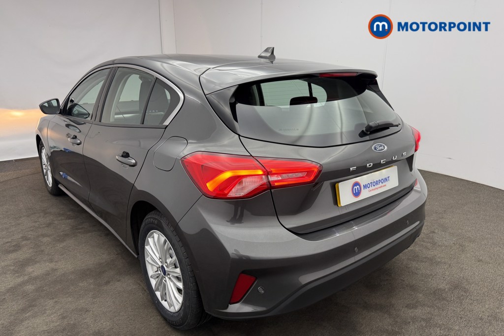 Ford Focus Titanium Automatic Petrol Hatchback - Stock Number (1585917) - 5th supplementary image