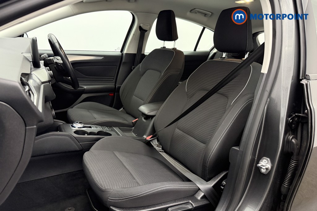 Ford Focus Titanium Automatic Petrol Hatchback - Stock Number (1585917) - 15th supplementary image