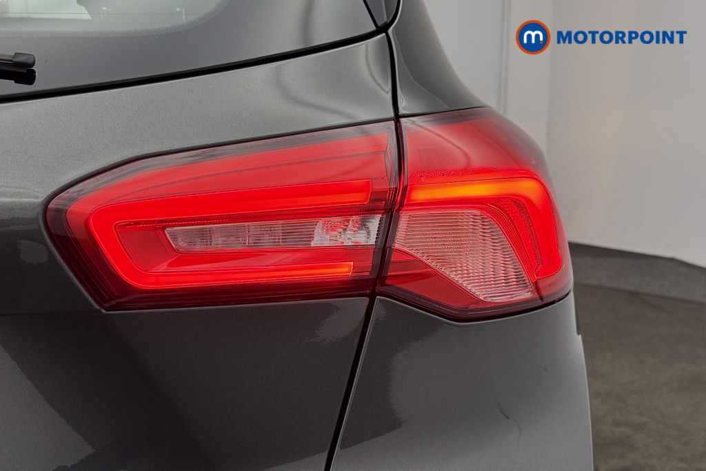 Ford Focus Titanium Automatic Petrol Hatchback - Stock Number (1585917) - 35th supplementary image