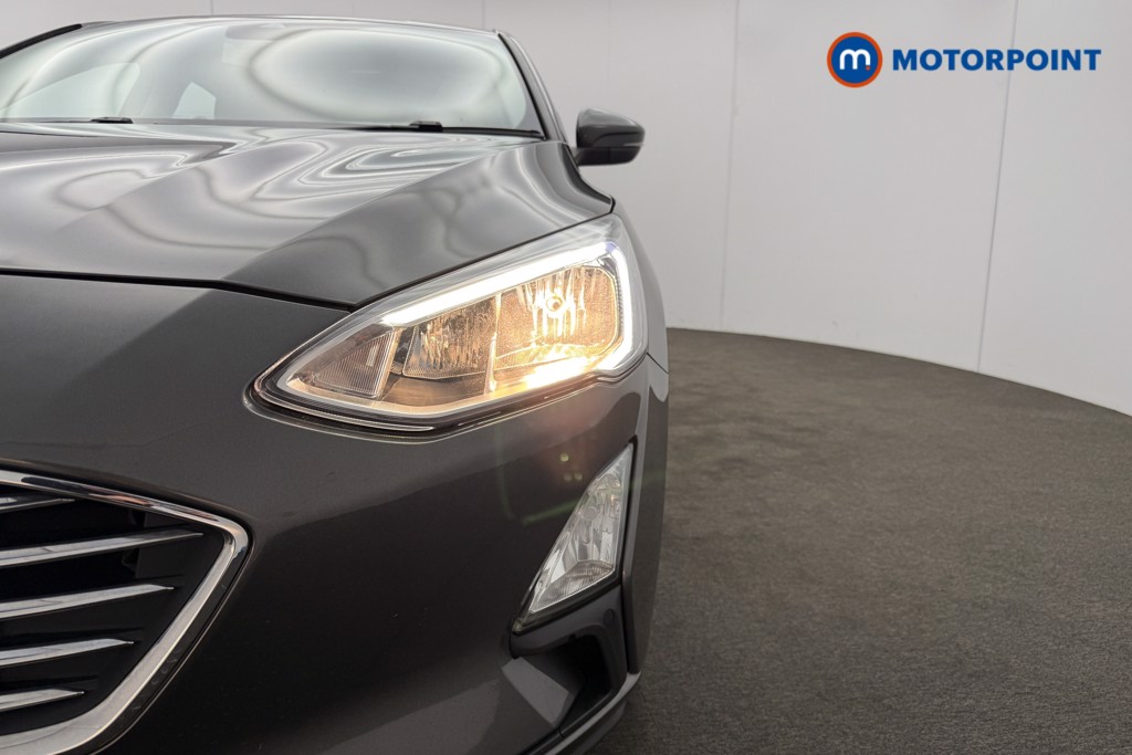Ford Focus Titanium Automatic Petrol Hatchback - Stock Number (1585917) - 38th supplementary image