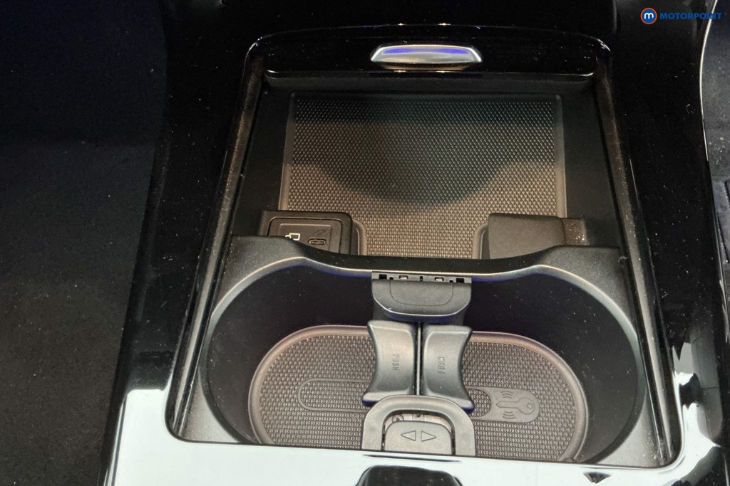 Mercedes-Benz A Class Amg Line Automatic Petrol Hatchback - Stock Number (1586135) - 16th supplementary image