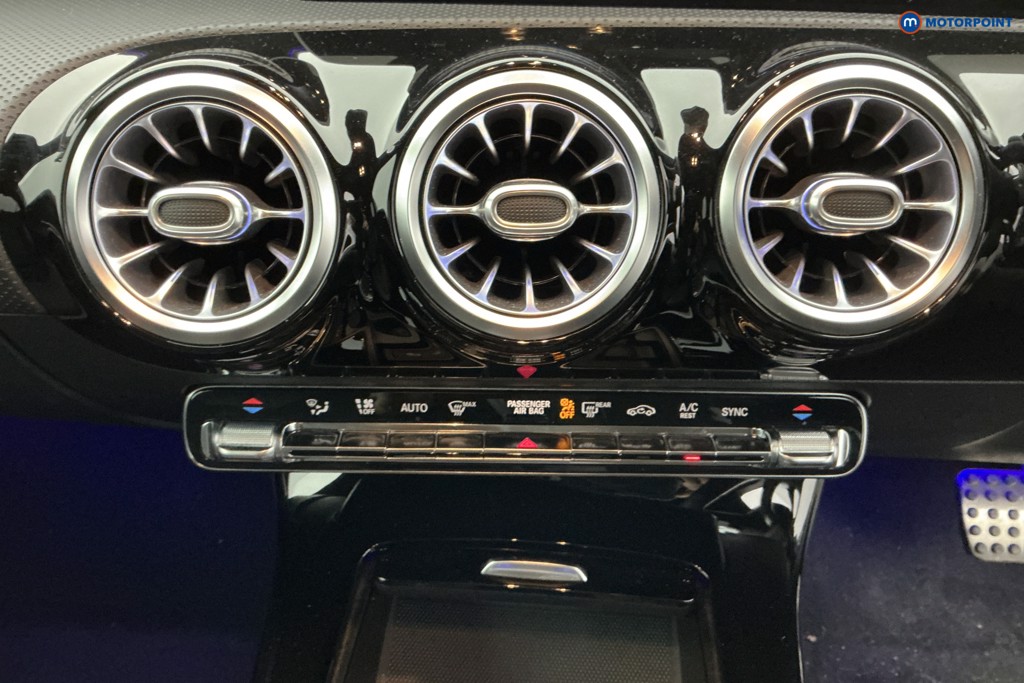 Mercedes-Benz A Class Amg Line Automatic Petrol Hatchback - Stock Number (1586135) - 17th supplementary image