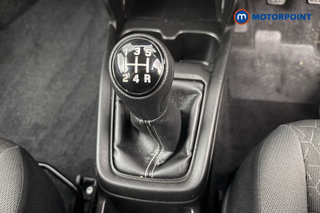 Suzuki Swift Motion Manual Petrol Hatchback - Stock Number (1588638) - 7th supplementary image