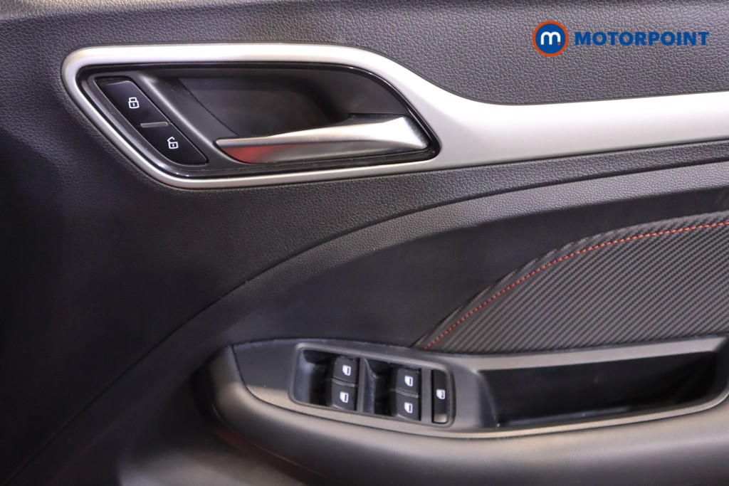 Mg Motor Uk ZS Exclusive Manual Petrol SUV - Stock Number (1589011) - 10th supplementary image