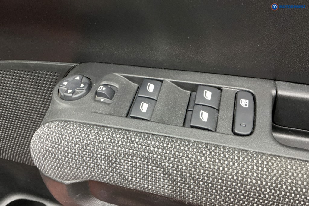 Citroen C3 Aircross Flair Manual Petrol SUV - Stock Number (1591581) - 24th supplementary image