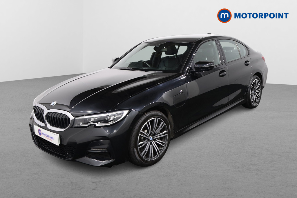 BMW 3 Series M Sport Automatic Petrol Plug-In Hybrid Saloon - Stock Number (1592642) - Passenger side front corner