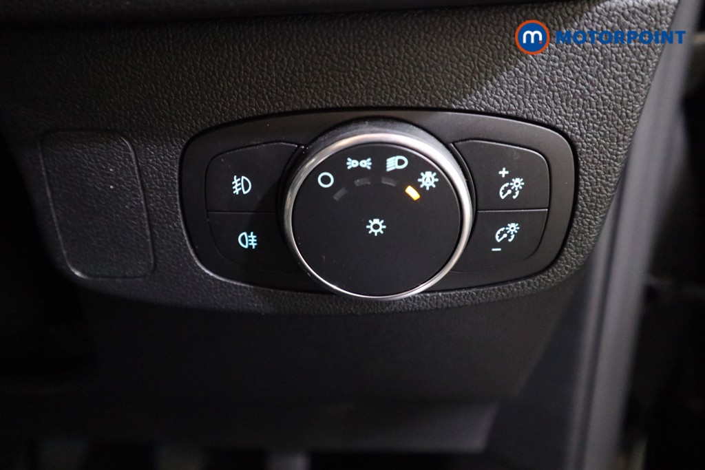 Ford Focus Titanium X Edition Manual Petrol Estate - Stock Number (1592989) - 14th supplementary image