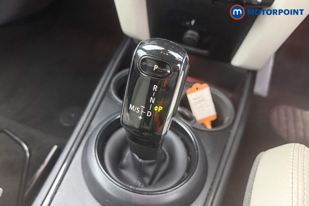 Mini Countryman Cooper S Exclusive Automatic Petrol SUV - Stock Number (1594811) - 7th supplementary image