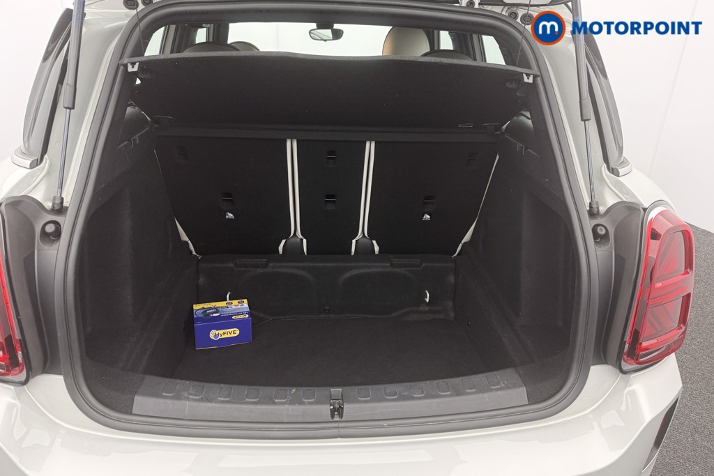 Mini Countryman Cooper S Exclusive Automatic Petrol SUV - Stock Number (1594811) - 17th supplementary image