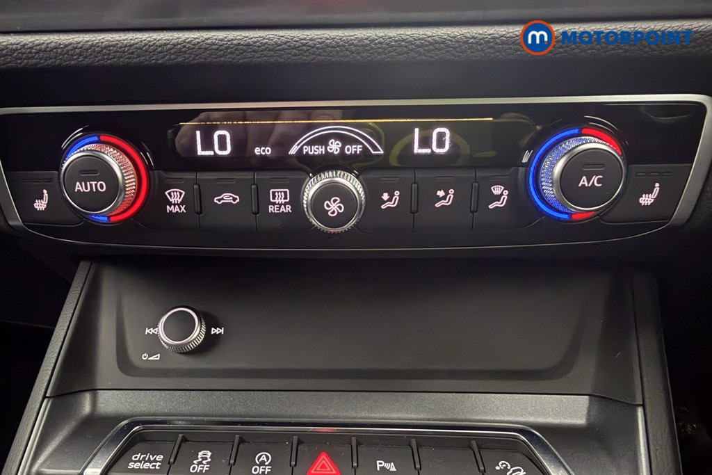 Audi Q3 Edition 1 Manual Petrol SUV - Stock Number (1595159) - 16th supplementary image