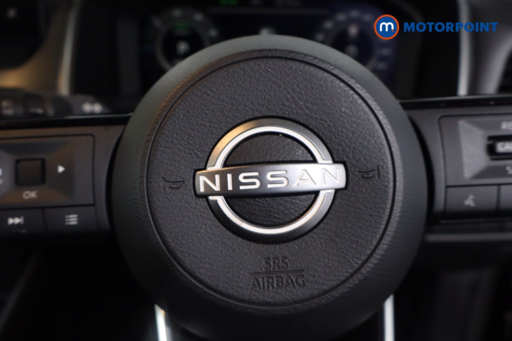 Nissan Qashqai N-Connecta Automatic Petrol-Electric Hybrid SUV - Stock Number (1595278) - 13th supplementary image