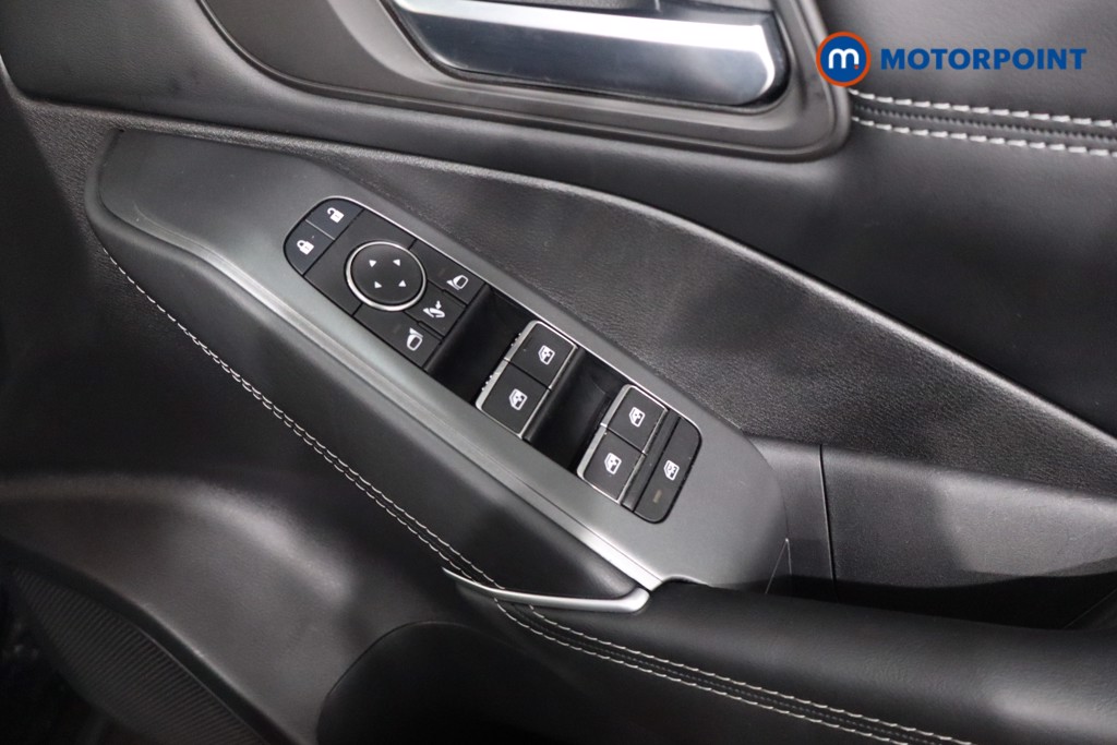 Nissan Qashqai N-Connecta Automatic Petrol-Electric Hybrid SUV - Stock Number (1595278) - 23rd supplementary image