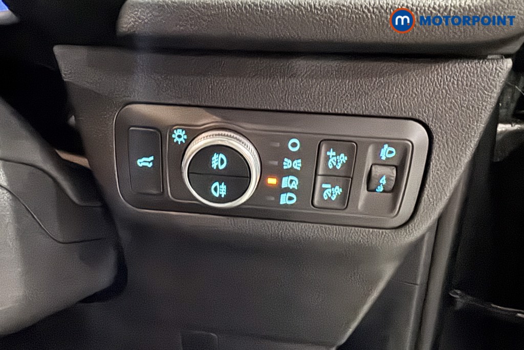 Ford Kuga St-Line Edition Manual Petrol SUV - Stock Number (1595934) - 10th supplementary image