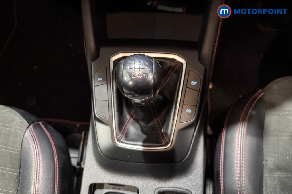 Ford Kuga St-Line Edition Manual Petrol SUV - Stock Number (1595934) - 18th supplementary image