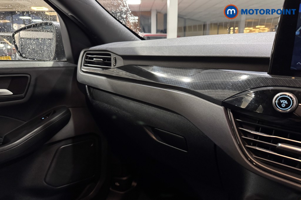 Ford Kuga St-Line Edition Manual Petrol SUV - Stock Number (1595934) - 20th supplementary image