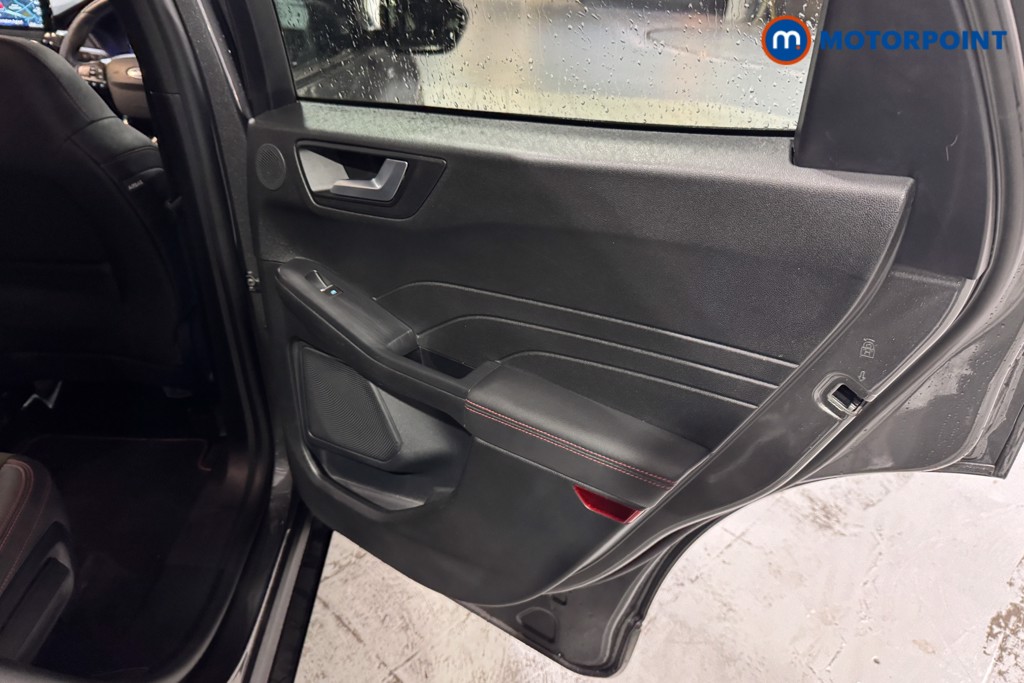 Ford Kuga St-Line Edition Manual Petrol SUV - Stock Number (1595934) - 25th supplementary image