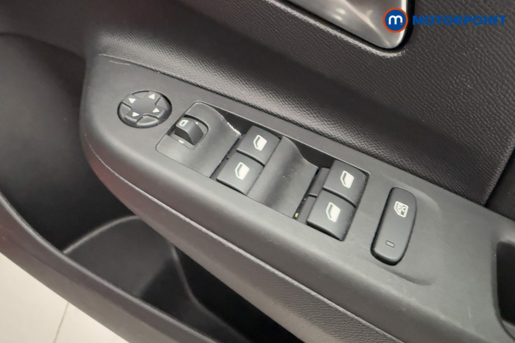 Vauxhall Corsa Design Manual Petrol Hatchback - Stock Number (1596569) - 15th supplementary image