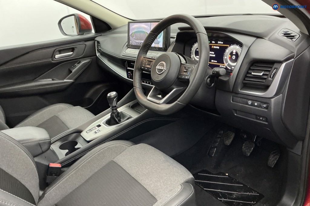 Nissan Qashqai N-Connecta Manual Petrol SUV - Stock Number (1596874) - 8th supplementary image