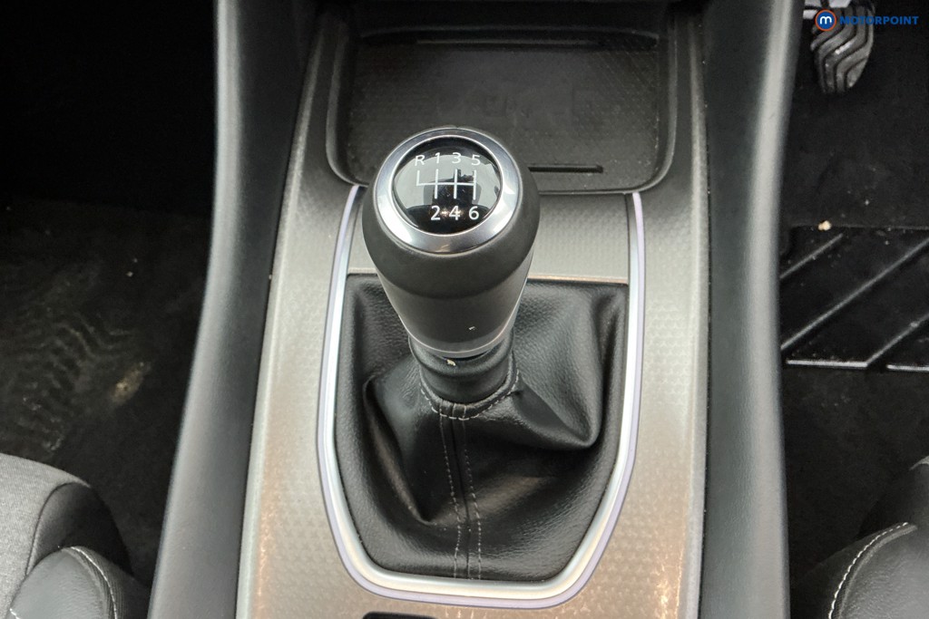 Nissan Qashqai N-Connecta Manual Petrol SUV - Stock Number (1596874) - 17th supplementary image