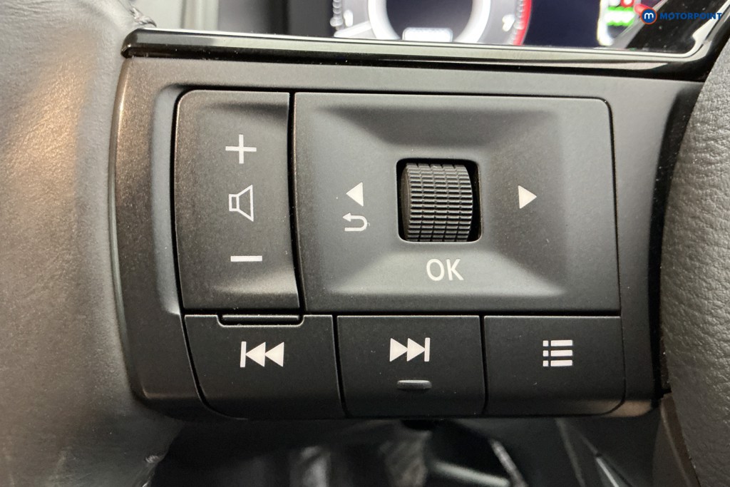 Nissan Qashqai N-Connecta Manual Petrol SUV - Stock Number (1596874) - 20th supplementary image