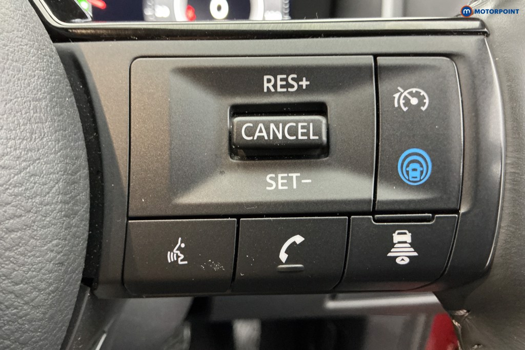 Nissan Qashqai N-Connecta Manual Petrol SUV - Stock Number (1596874) - 21st supplementary image
