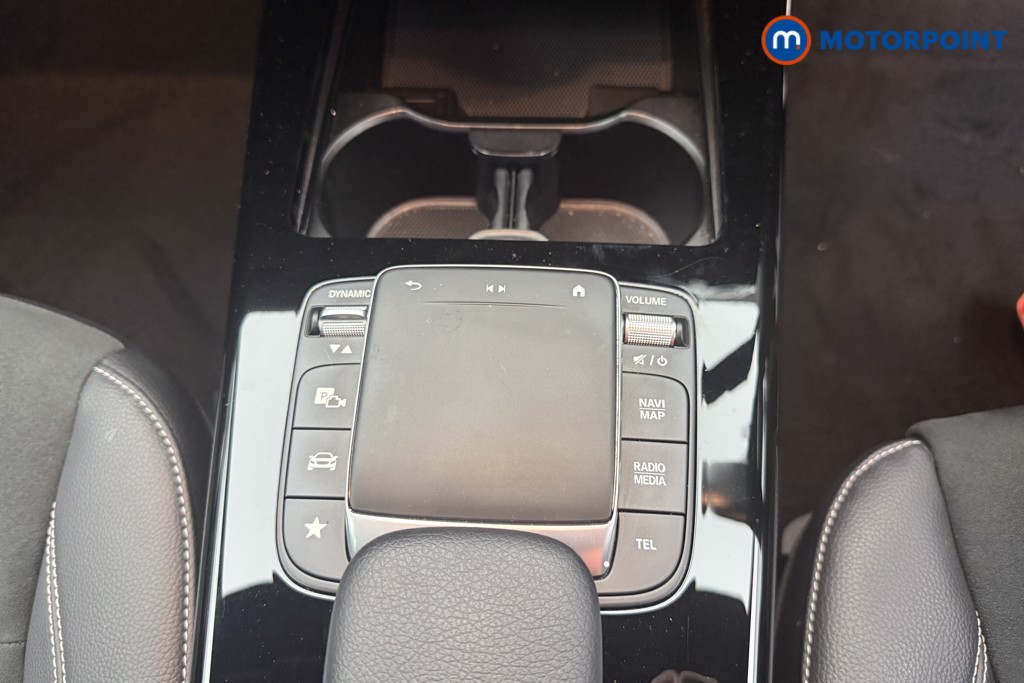 Mercedes-Benz A Class Amg Line Executive Edition Automatic Petrol Hatchback - Stock Number (1596901) - 5th supplementary image