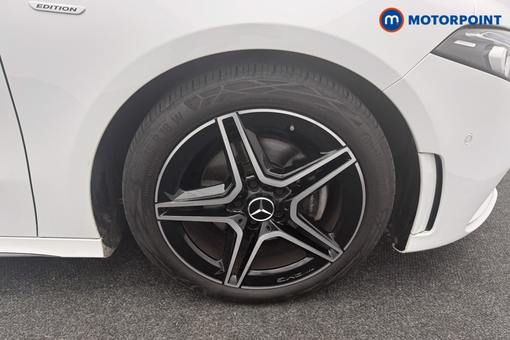 Mercedes-Benz A Class Amg Line Executive Edition Automatic Petrol Hatchback - Stock Number (1596901) - 21st supplementary image