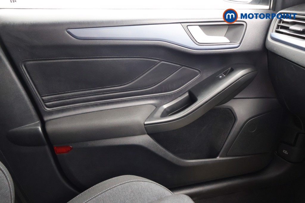 Ford Focus Active Manual Petrol Hatchback - Stock Number (1597295) - 13th supplementary image