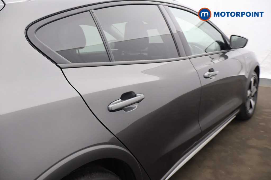 Ford Focus Active Manual Petrol Hatchback - Stock Number (1597295) - 25th supplementary image