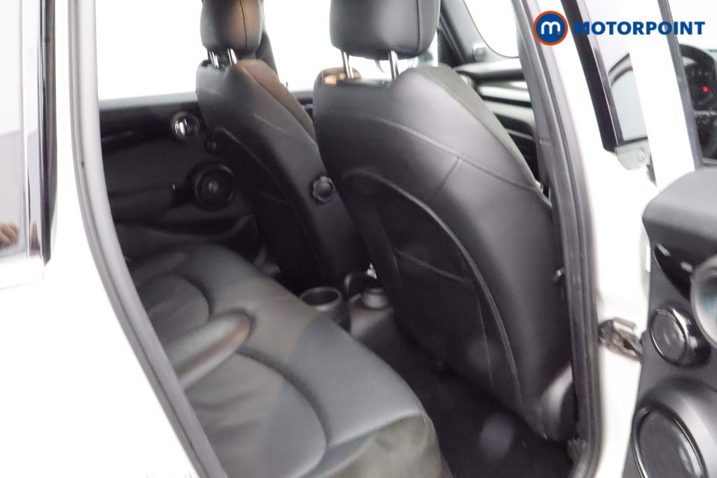 Mini Hatchback Cooper S Sport Automatic Petrol Hatchback - Stock Number (1597438) - 19th supplementary image