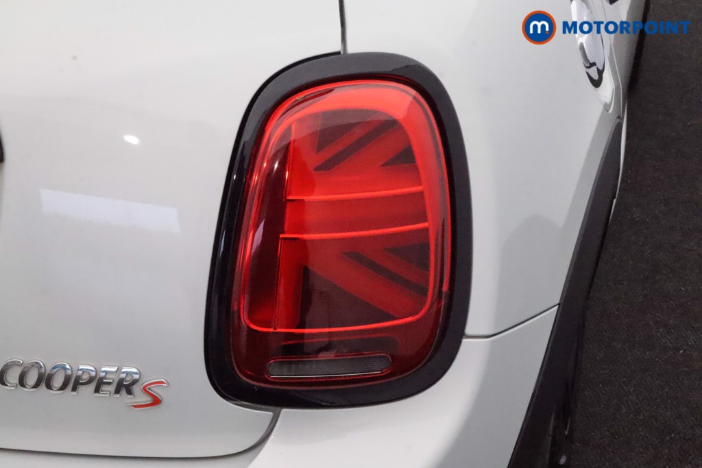 Mini Hatchback Cooper S Sport Automatic Petrol Hatchback - Stock Number (1597438) - 25th supplementary image