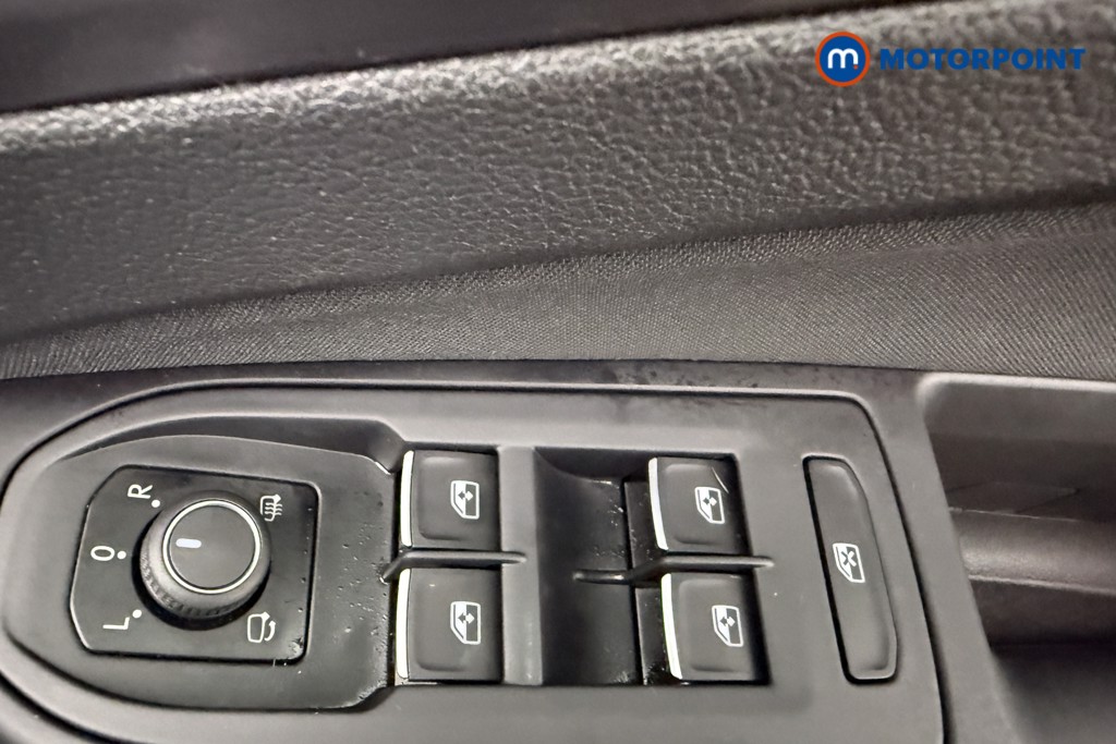 Volkswagen Golf Style Automatic Petrol Hatchback - Stock Number (1597600) - 19th supplementary image