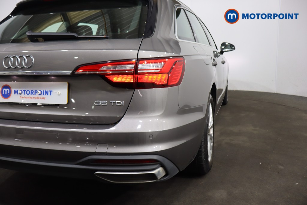Audi A4 Technik Automatic Diesel Estate - Stock Number (1597841) - 30th supplementary image