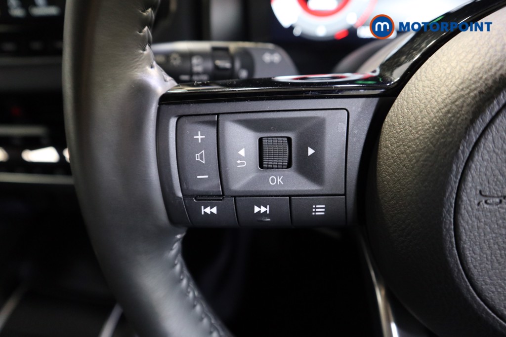 Nissan Qashqai Tekna Manual Petrol SUV - Stock Number (1598070) - 3rd supplementary image