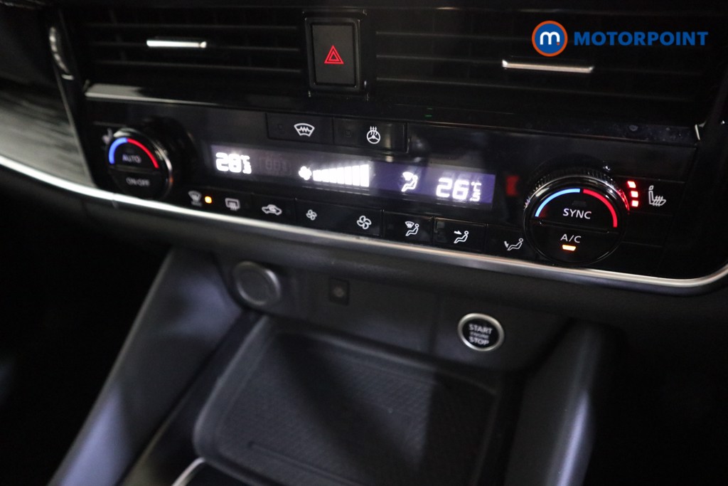 Nissan Qashqai Tekna Manual Petrol SUV - Stock Number (1598070) - 7th supplementary image