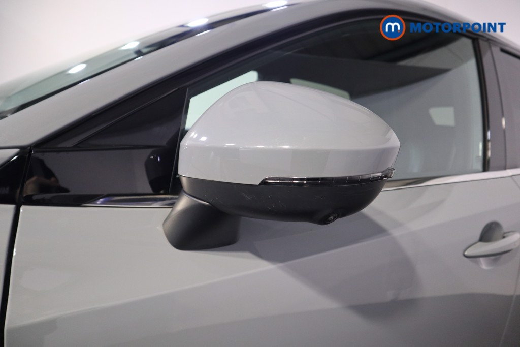 Nissan Qashqai Tekna Manual Petrol SUV - Stock Number (1598070) - 32nd supplementary image