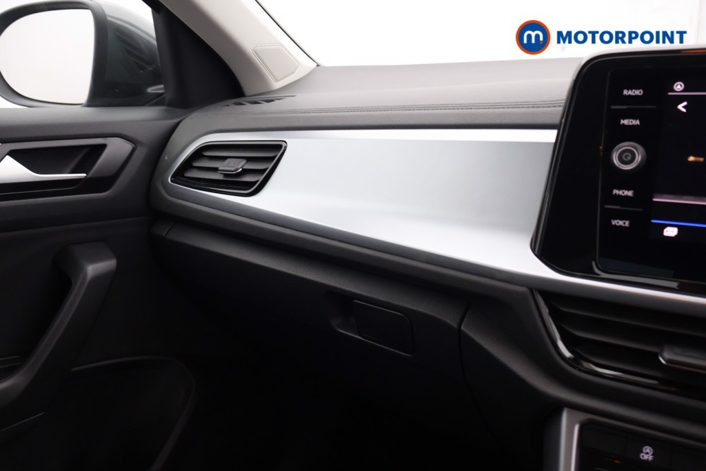 Volkswagen T-Roc Life Manual Petrol SUV - Stock Number (1598873) - 10th supplementary image