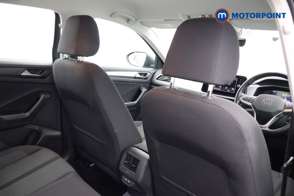Volkswagen T-Roc Life Manual Petrol SUV - Stock Number (1598873) - 16th supplementary image
