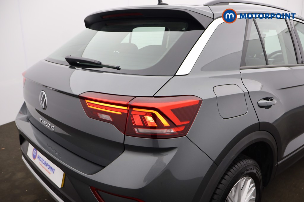 Volkswagen T-Roc Life Manual Petrol SUV - Stock Number (1598873) - 22nd supplementary image