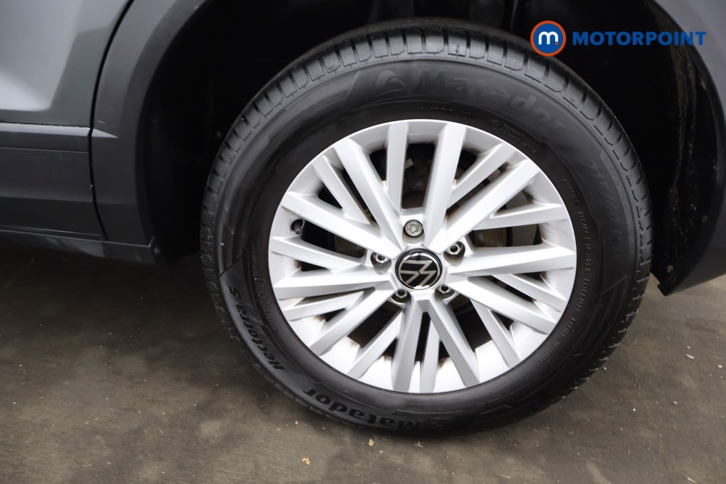 Volkswagen T-Roc Life Manual Petrol SUV - Stock Number (1598873) - 29th supplementary image