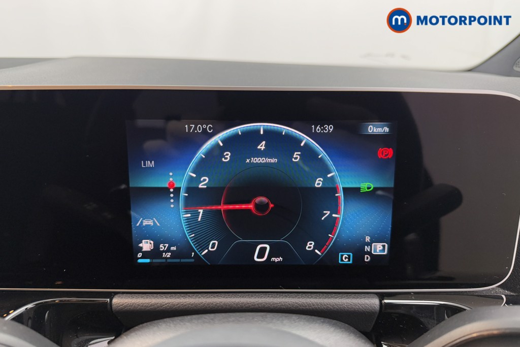 Mercedes-Benz GLA Amg Line Automatic Petrol SUV - Stock Number (1598919) - 5th supplementary image