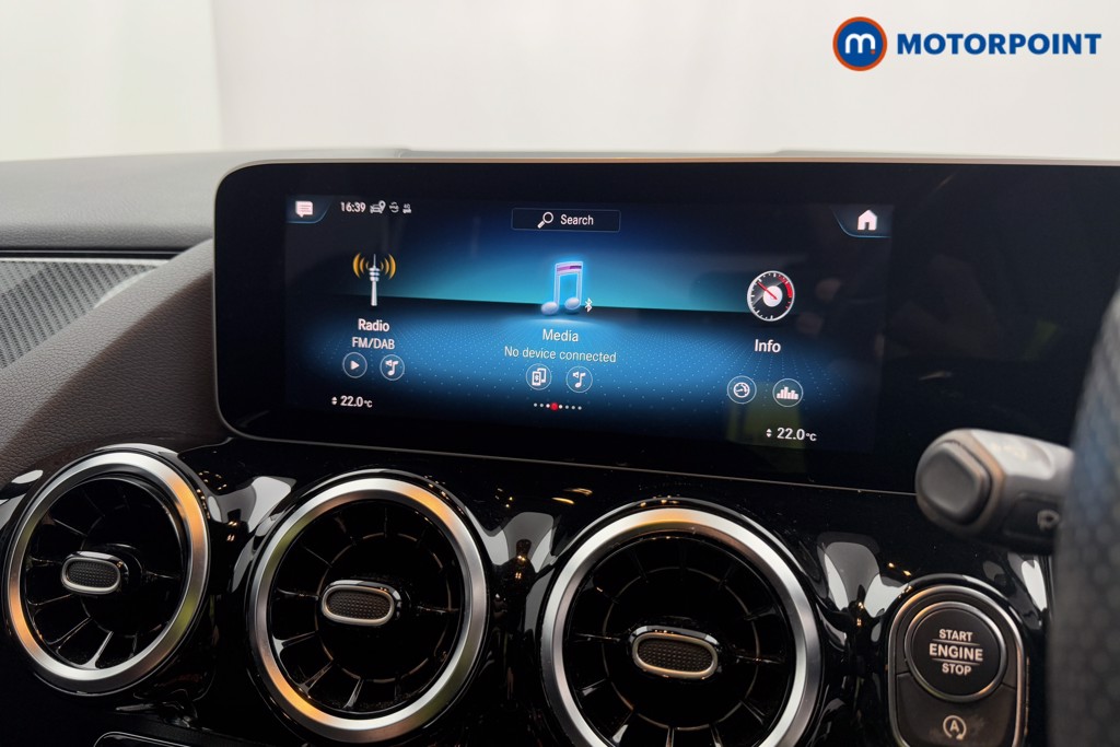 Mercedes-Benz GLA Amg Line Automatic Petrol SUV - Stock Number (1598919) - 7th supplementary image